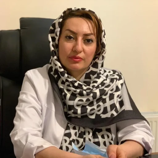 تصویر خانم دکتر ثریا صادقی حسن آباد